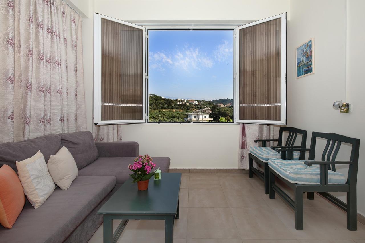 El Greco Studios Agia Marina  Luaran gambar