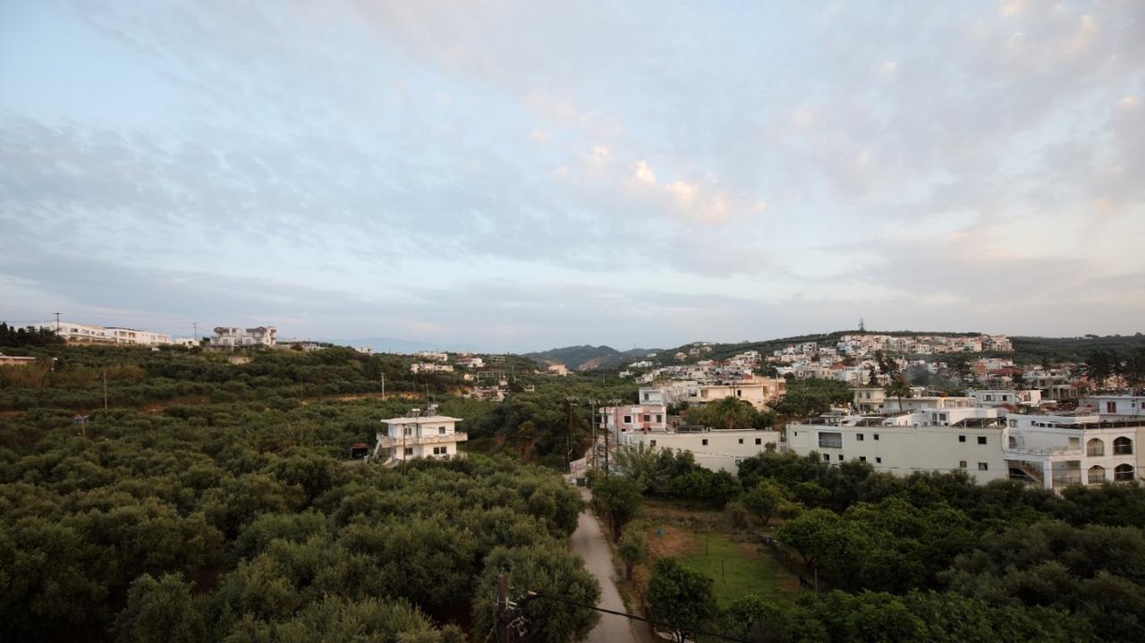 El Greco Studios Agia Marina  Luaran gambar